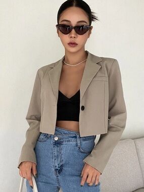 Cropped Blazer Jacket